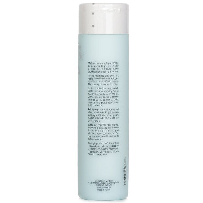 Yonka Essentials Cleansing Milk With Borneol - Face, Eyes & Lips 200ml